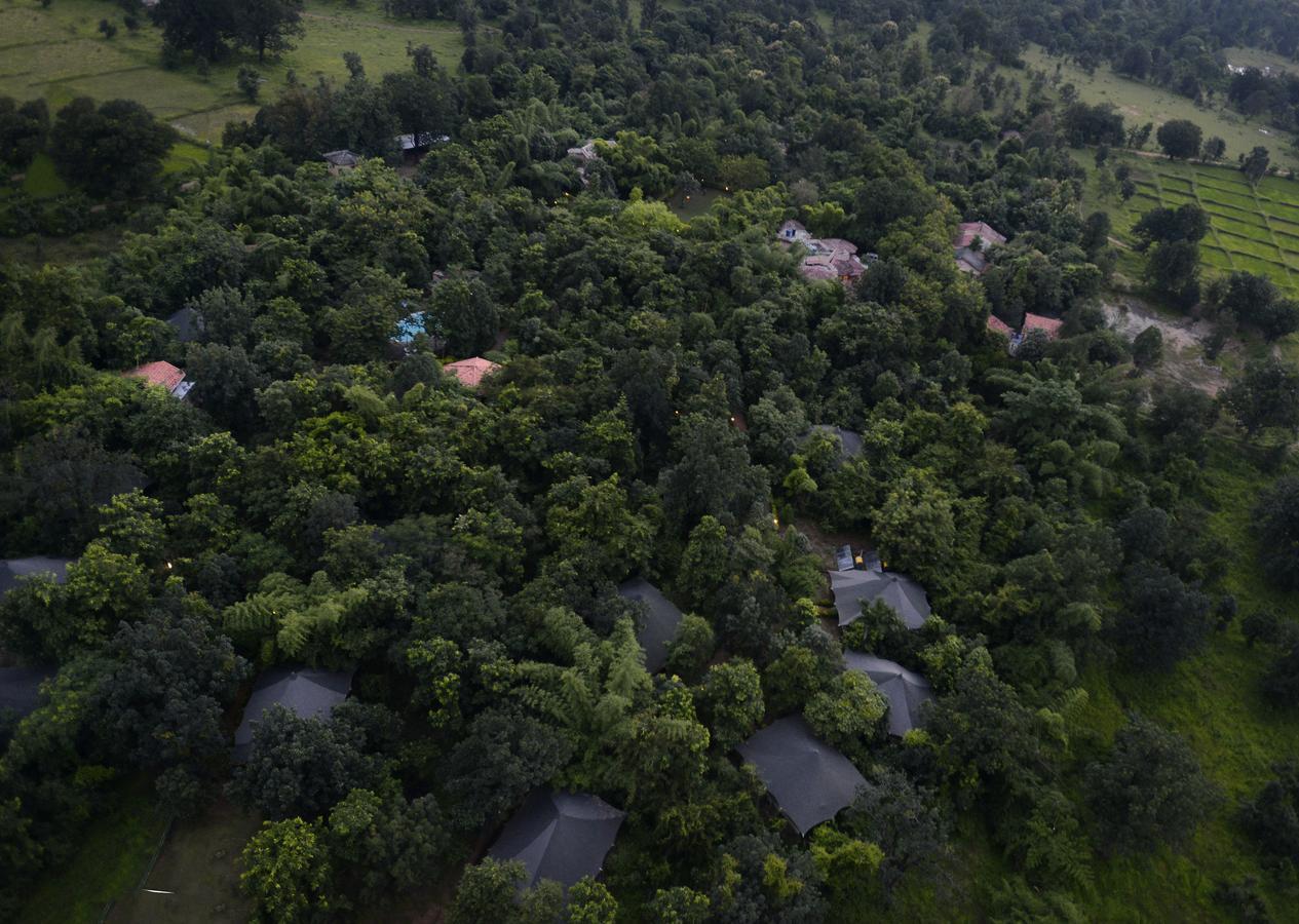 Pench Jungle Camp Hotell Khawāsa Exteriör bild