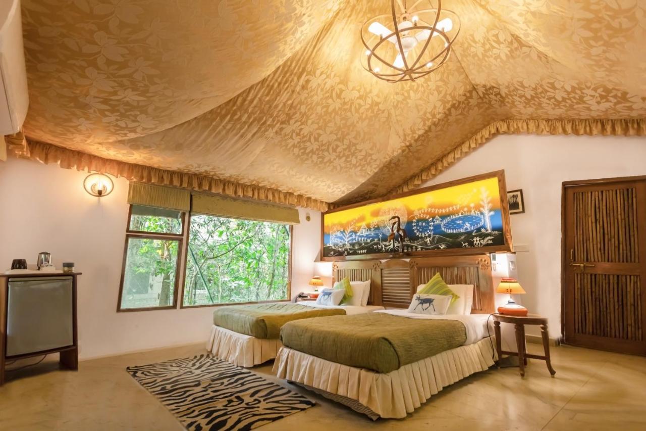 Pench Jungle Camp Hotell Khawāsa Exteriör bild
