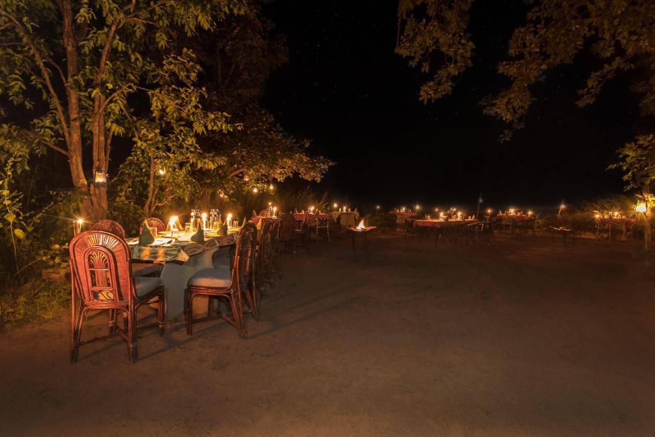 Pench Jungle Camp Hotell Khawāsa Exteriör bild