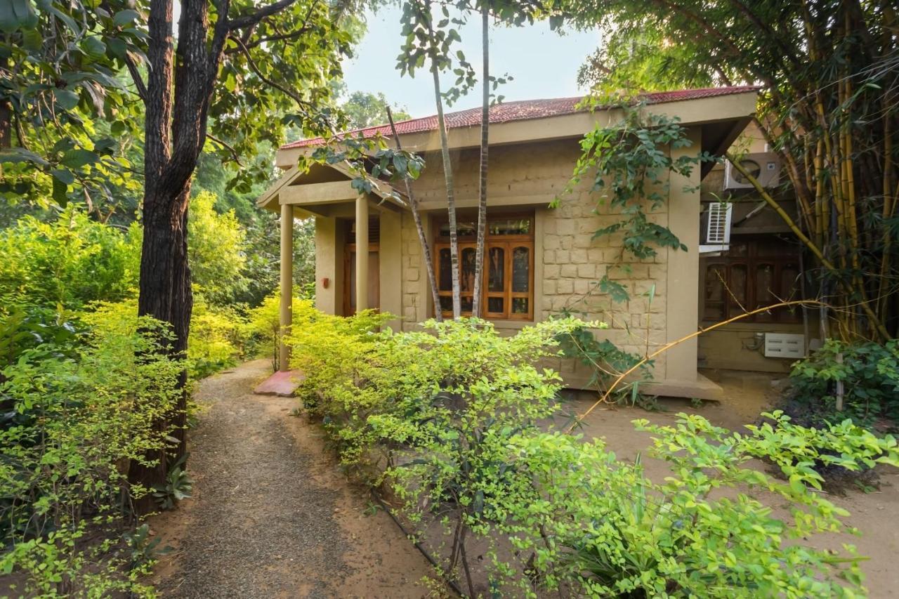 Pench Jungle Camp Hotell Khawāsa Exteriör bild